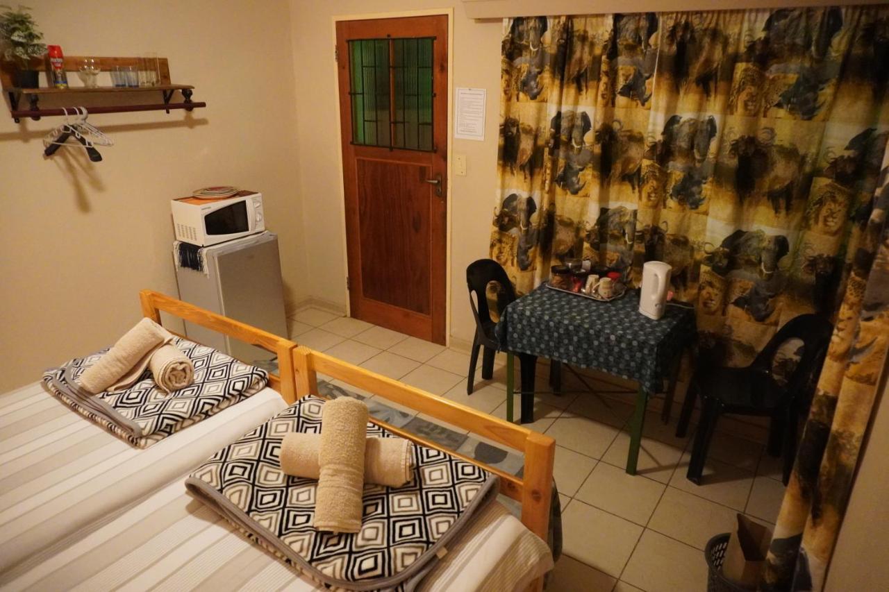 Okahandja Guesthouse Dış mekan fotoğraf