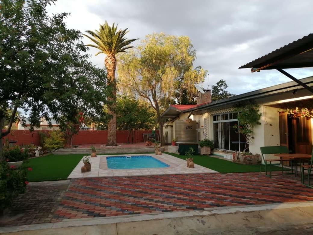 Okahandja Guesthouse Dış mekan fotoğraf