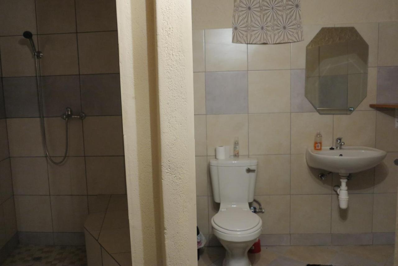 Okahandja Guesthouse Dış mekan fotoğraf