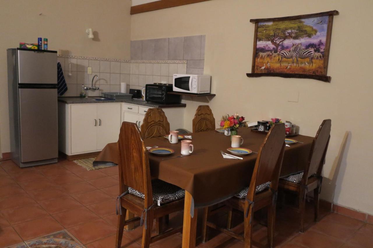 Okahandja Guesthouse Dış mekan fotoğraf